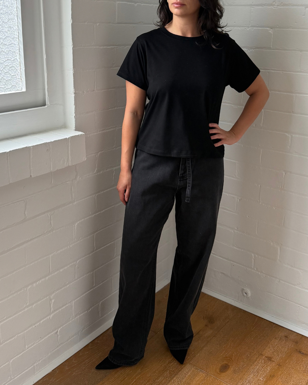 Sneaky Link Black Tshirt - Size Small