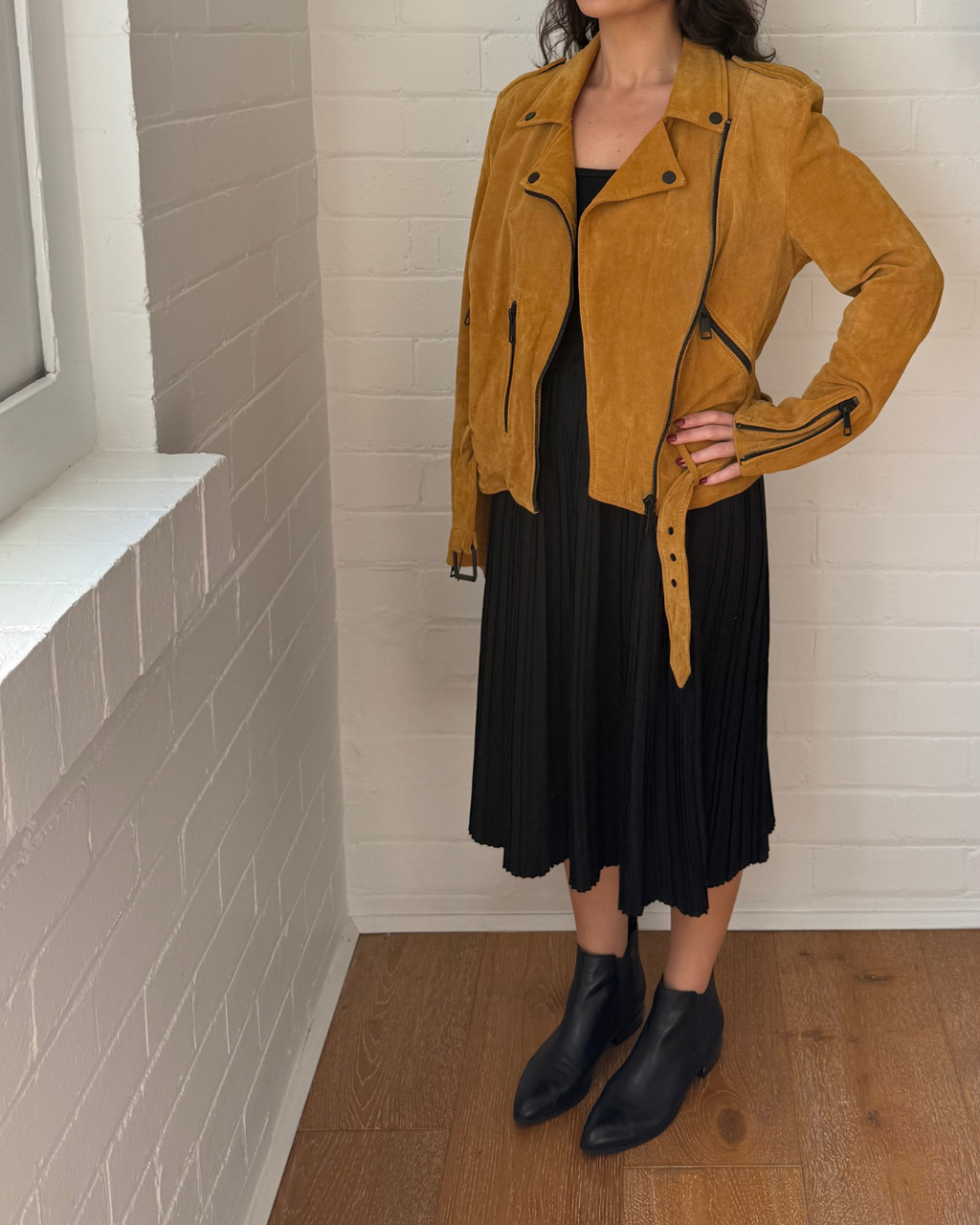 Gorman Pleated Midi Skirt - Size 6
