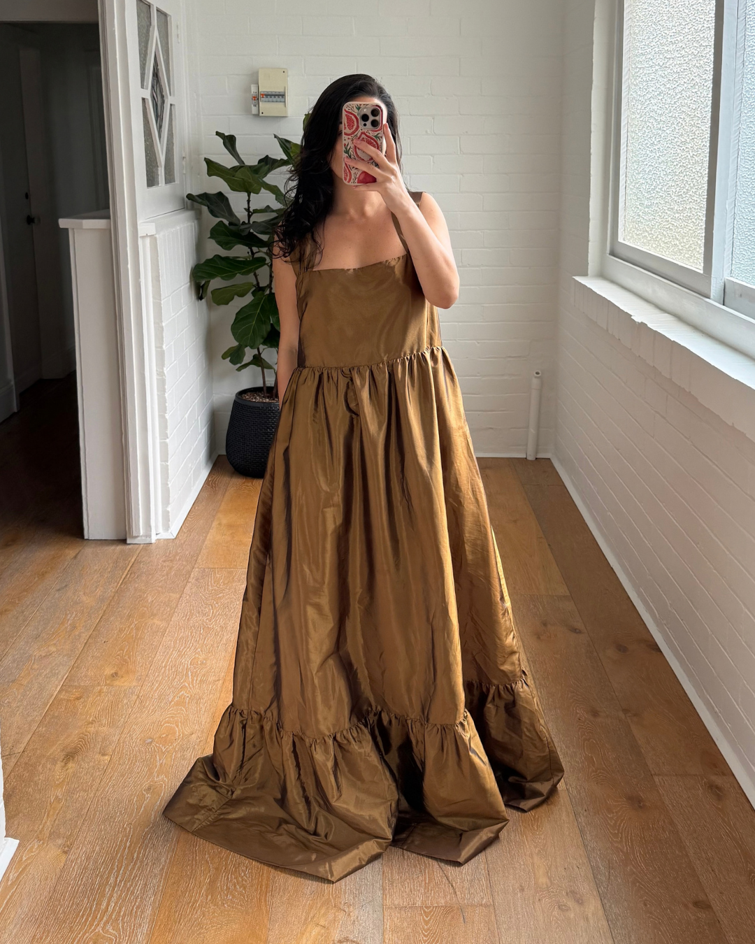 Hansen & Gretel Taffeta Square Neck Gown - Size 10-12