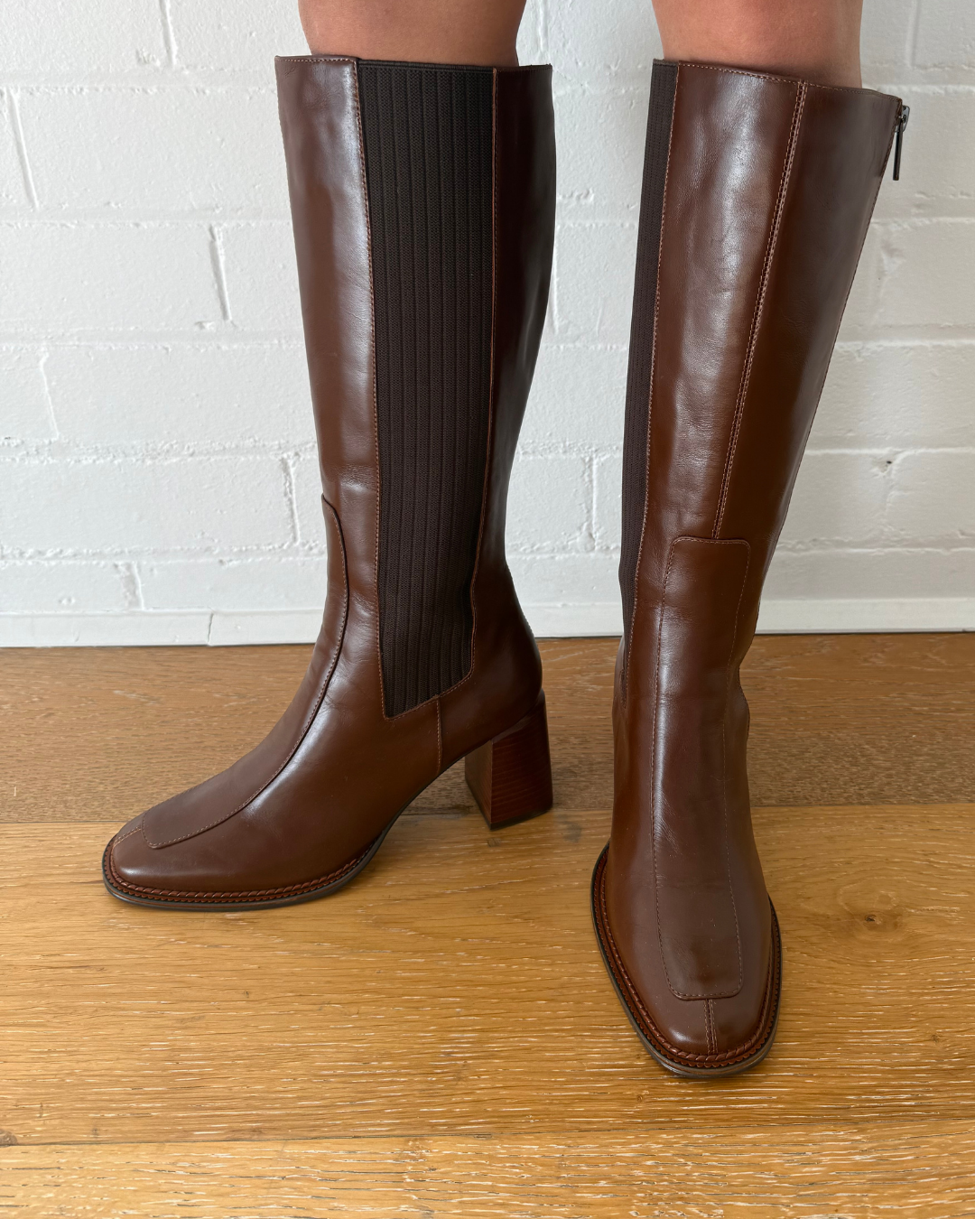 Jo Mercer Divine Dark Choc Leather Boots - Size 41