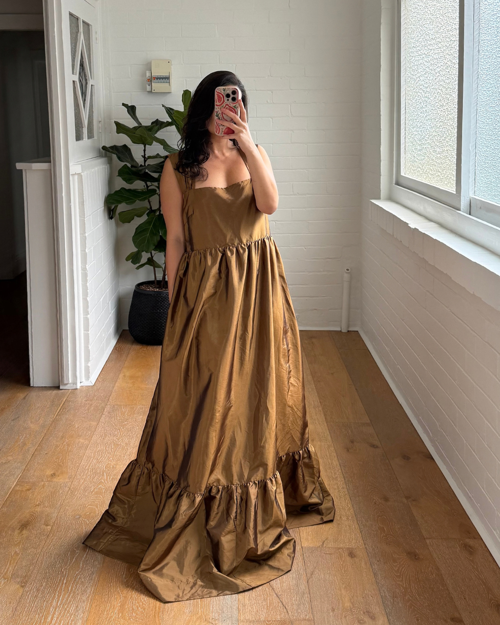 Hansen & Gretel Taffeta Square Neck Gown - Size 10-12