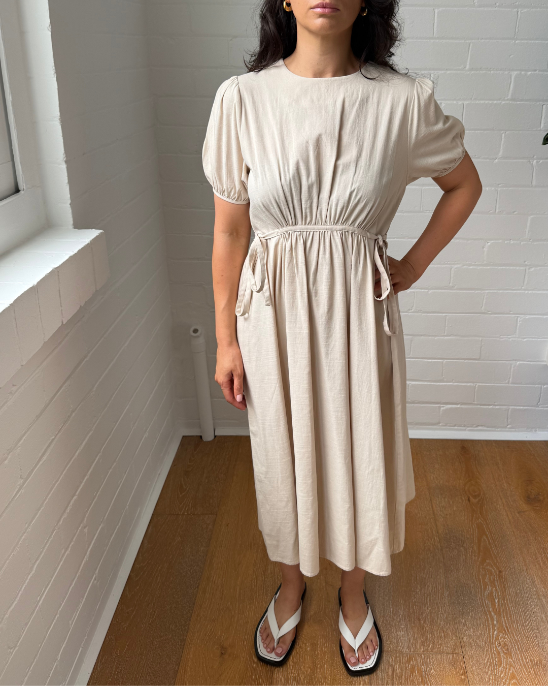 Incu Gathered Sleeve Midi Dress - Size 8