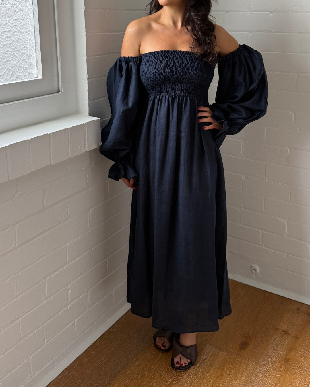 Sleeper Atlanta Linen Dress Navy- Size Small