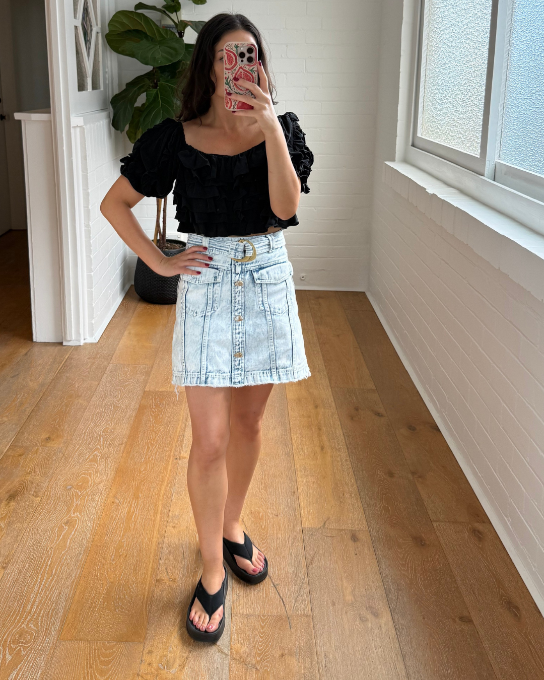 Joslin Black Ruffled Crop Top - Size 8