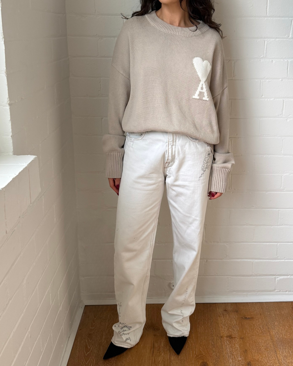 Ami de Cœur Sweater - Size Medium