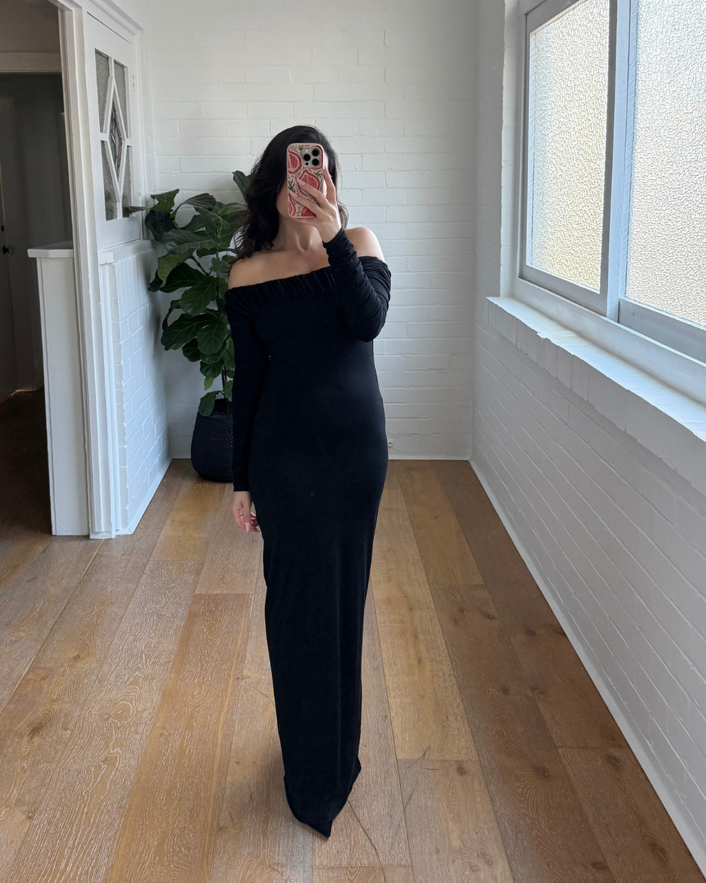 Venroy Off Shoulder Ruched Jersey Dress - Size Small