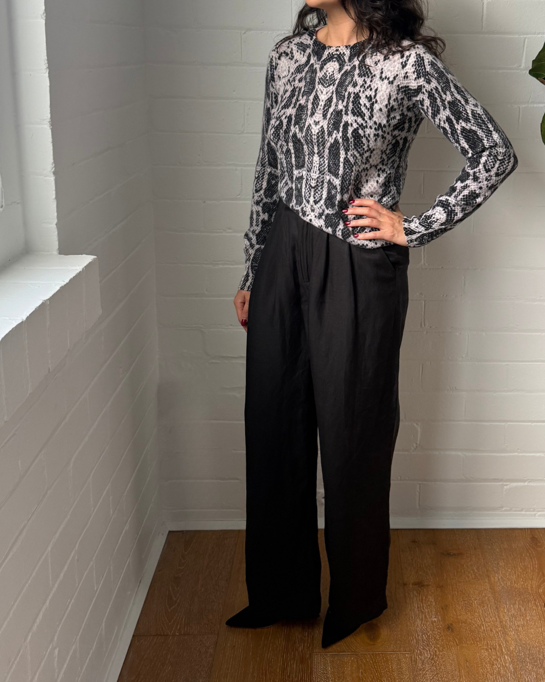 Equipment Femme Odine Silk Cashmere Snake Print - Size Small