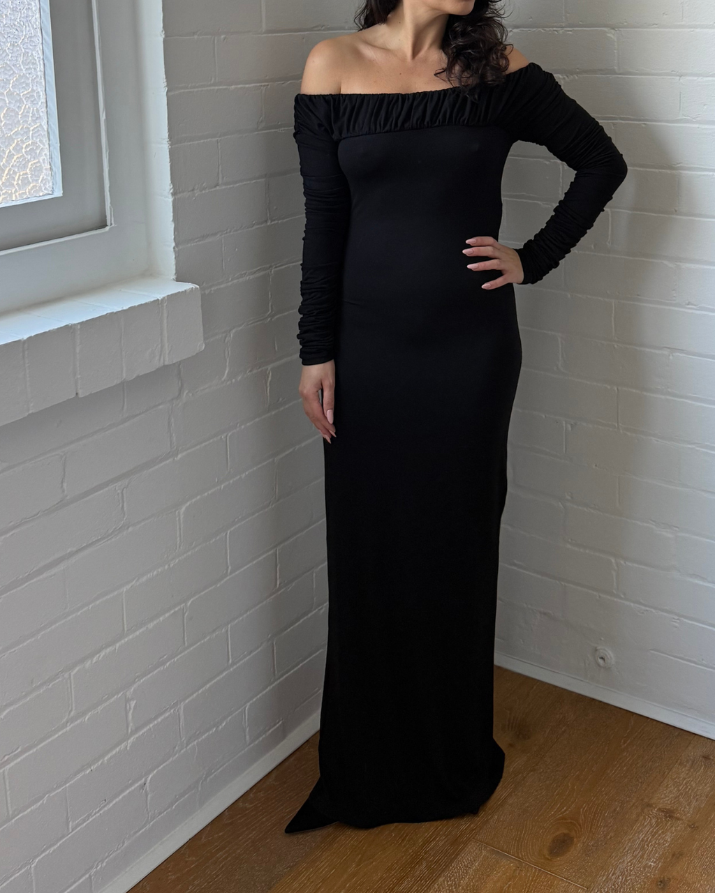 Venroy Off Shoulder Ruched Jersey Dress - Size Small