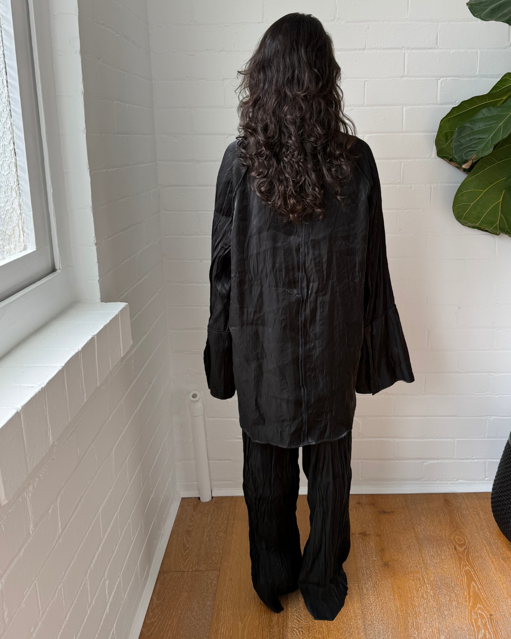 Local European Crinkle Black Shirt and Pant Set- Size S/M (AU 10-12)