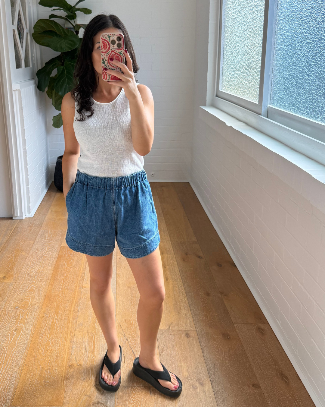 Venroy Off White Linen Tank - Size Medium