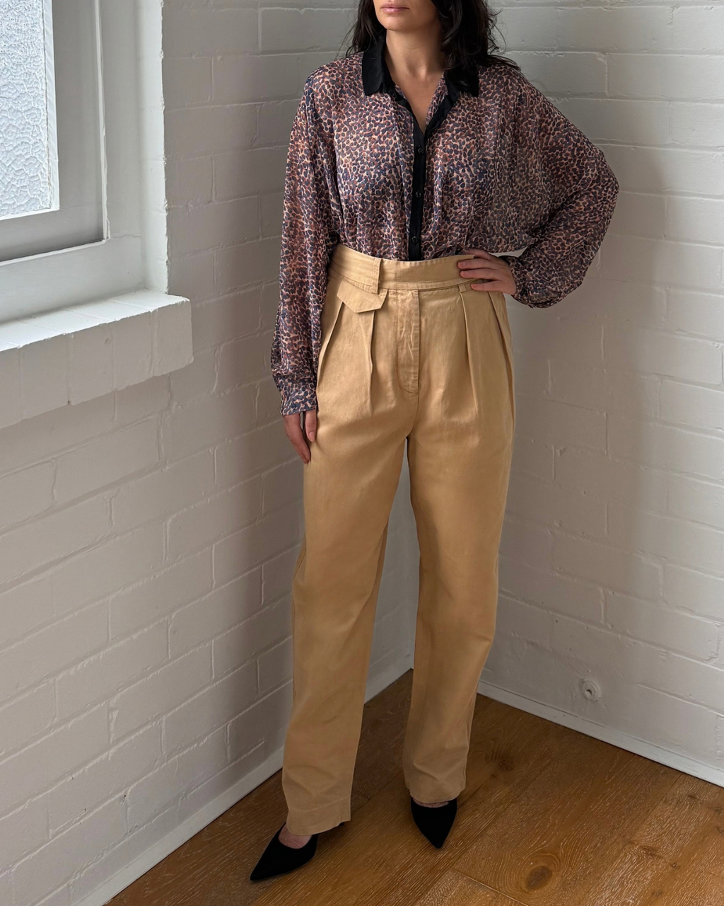 Oroton Camel High Waisted Pleated Pants - Size 10