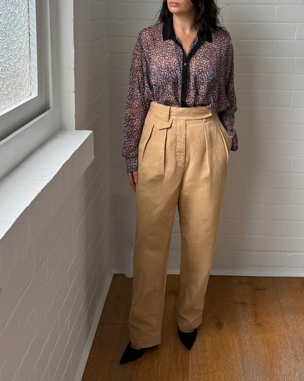 Oroton Camel High Waisted Pleated Pants - Size 10