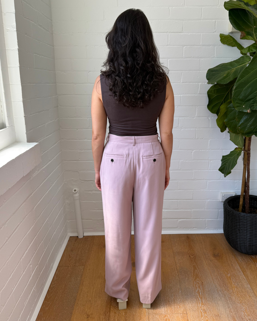 Incu Beau Crepe Pants - Small