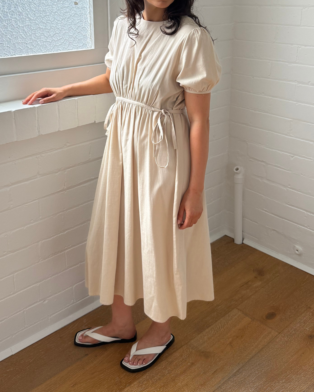 Incu Gathered Sleeve Midi Dress - Size 8