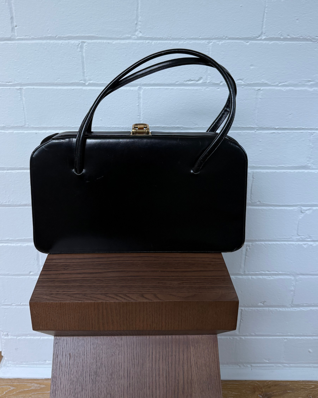 Leslie of London Vintage Structured Leather Top Handle Bag