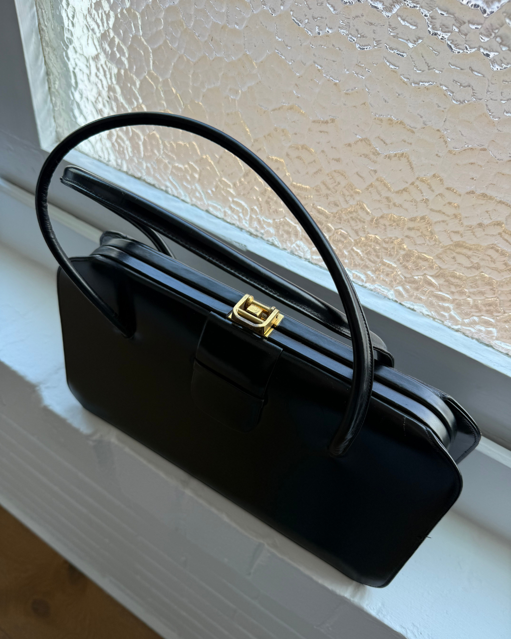 Leslie of London Vintage Structured Leather Top Handle Bag