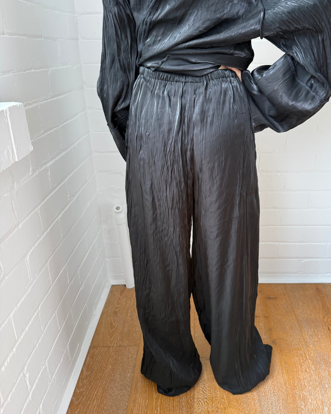 Local European Crinkle Black Shirt and Pant Set- Size S/M (AU 10-12)