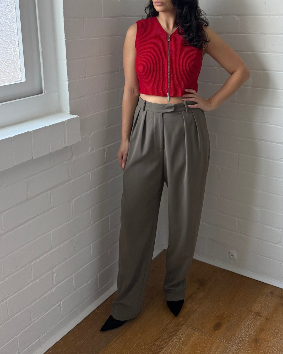 Venroy Wool Cropped Ribbed Zip Vest - Size XS