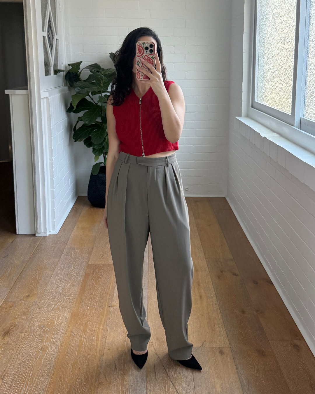 Venroy Wool Cropped Ribbed Zip Vest - Size XS
