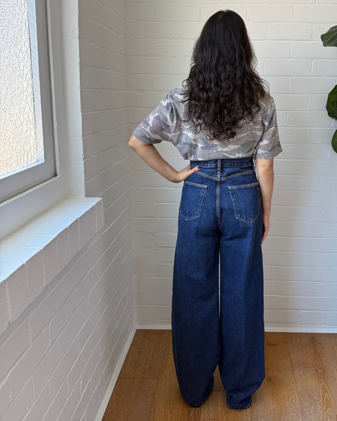 Frame Spencer The Cuffed Wide Jeans - Size 27