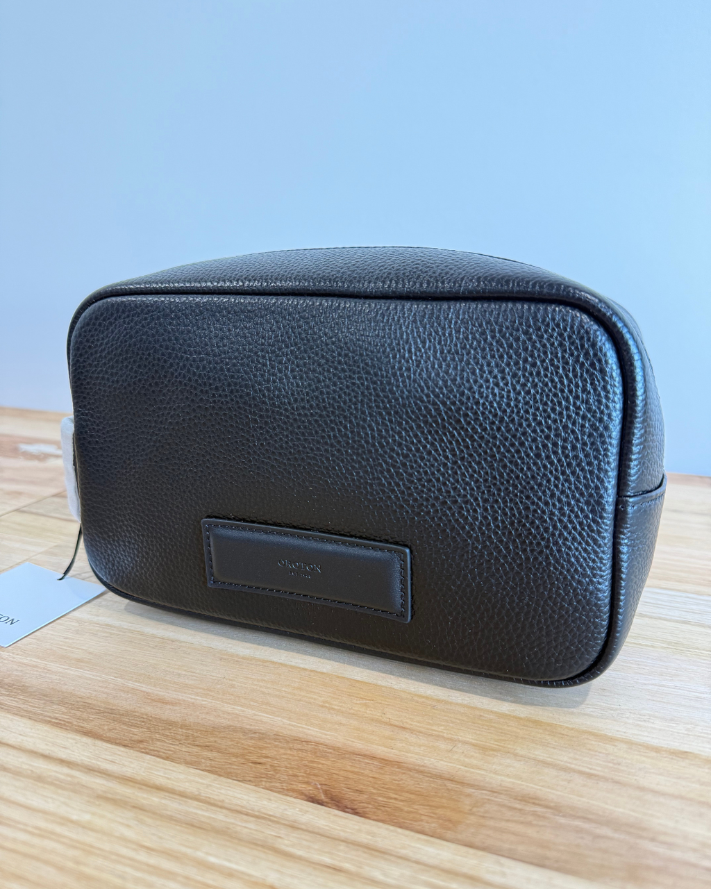 Oroton Ethan Pebble Toiletry Case