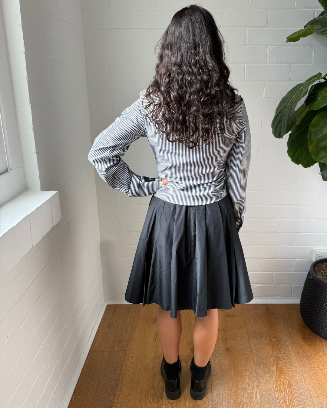 Cue Black Midi Skirt - Size 8