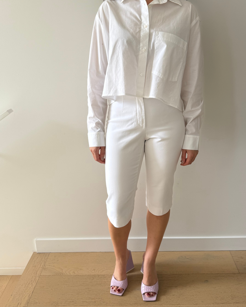 Celine White Slim Cut Bermuda Shorts - Size 36 (AU 6)