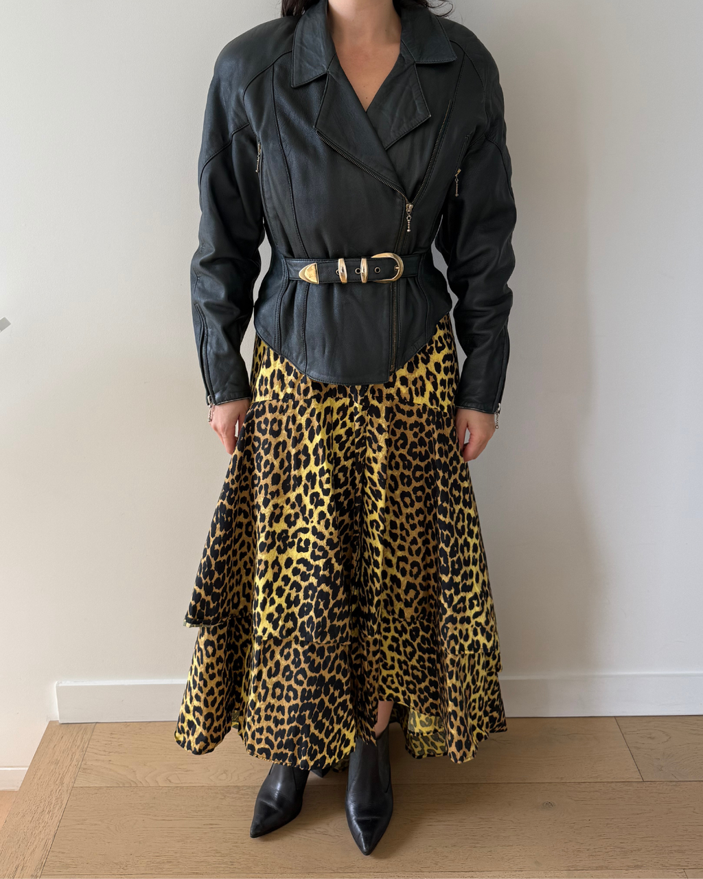 Vintage Leather Jacket - Size Medium