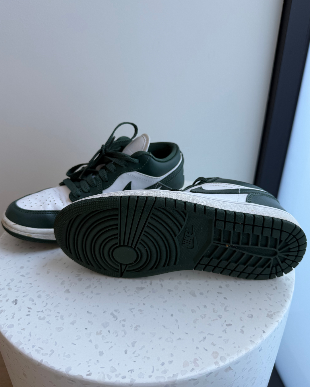 Nike Jordan 1 Low Galactic Jade - Size 36.5