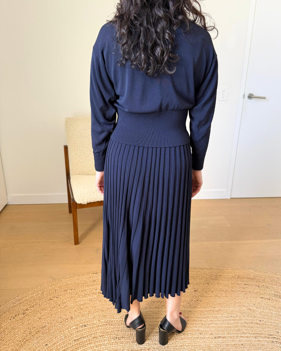 Scanlan Theodore Batwing Knit Top and Pleated Skirt Set - Size XS-S