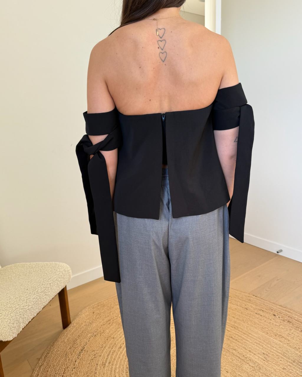 Cameo All Under One Top- Size Small