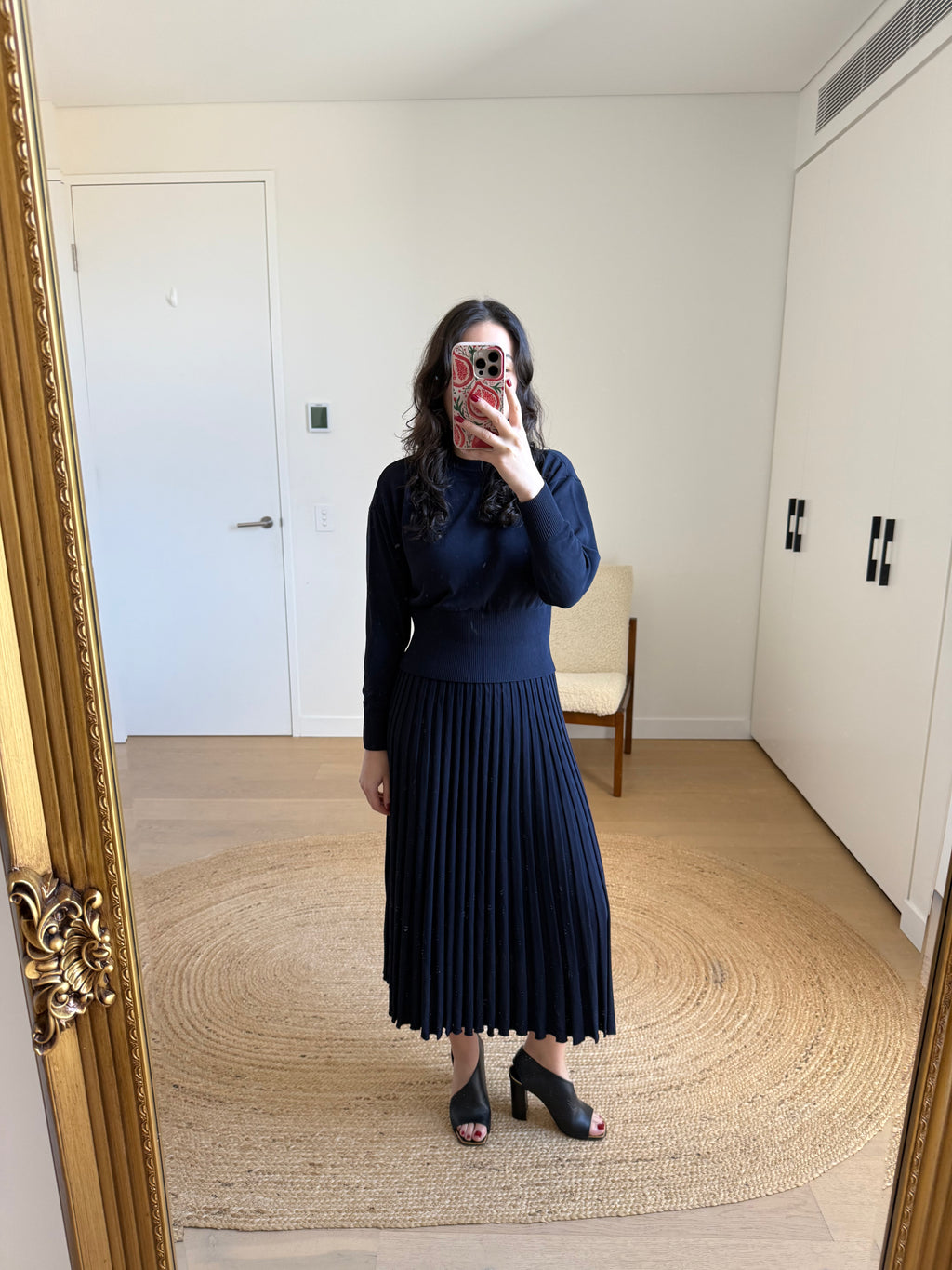 Scanlan Theodore Batwing Knit Top and Pleated Skirt Set - Size XS-S